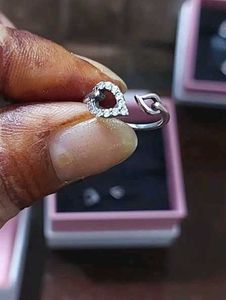 GIVA Oxidised Silver Toe Rings