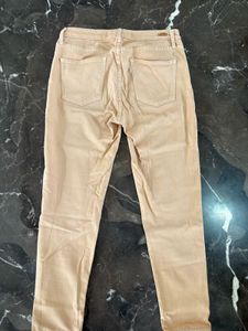Skin colour Lavi’s  jeans