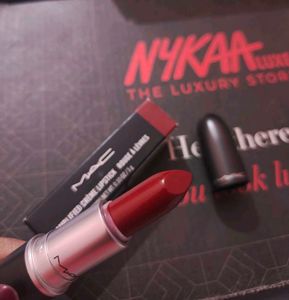 MAC Amplified Creme Lipstick - Dubbonet
