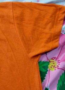Orange Crew Neck T-Shirt - Size XL
