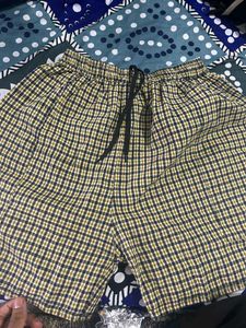 Stylish Checkered Shorts Combo