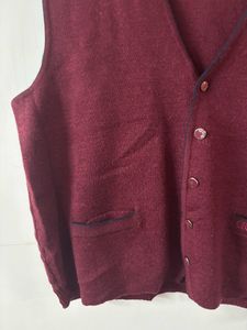 pinteresty maroon vest