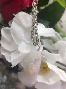 Resin locket