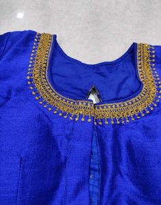 Woman Round Neck Blouse