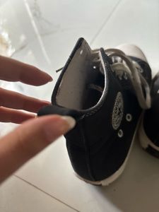 Black Shoes