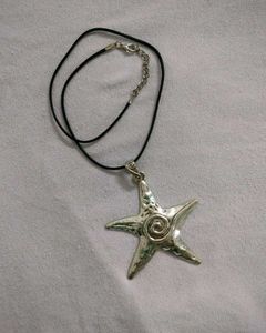 Y2k Swril Star Chain..pendant Is Imported