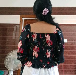 Black Floral Top ✨