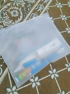 1 Unicorn Pouch And Safety Pin Pouch