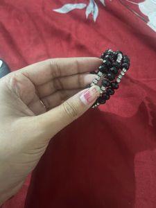Black Beaded bracelet with free hairclip