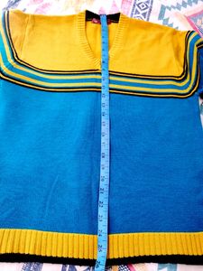 Woolen Sweater For Male (Worn Only 2To3 Times)