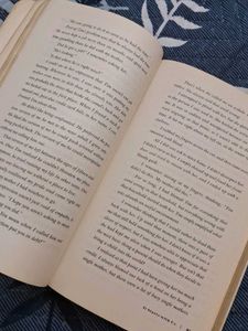 It Starts With Us by Colleen Hoover