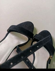 Sexy Velvet Heels 👠🥵