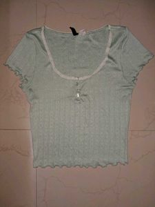 H&amp;M Cute Green Top