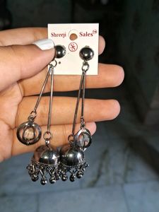 Combo of 4 jhumke with freebies 1 ring &amp; scruchie