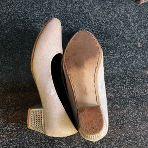 Elegant White Ballerinas