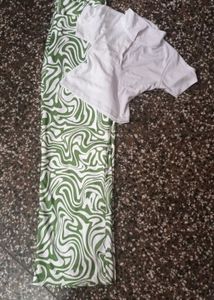 GREEN PRINTED TROUSERS