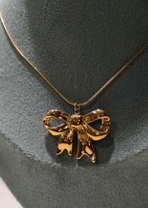 Big Bow Necklace