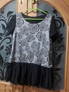 Floral Grey &amp; Black Top