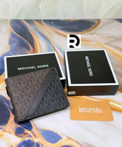 Michael Kors Authentic Wallet