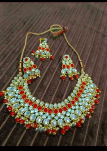 Price Drop- Beautiful Kundan Jewellery Set