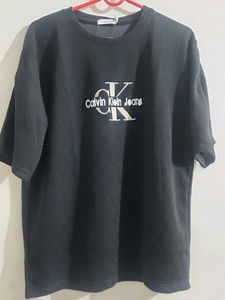Calvin Klein T Shirt