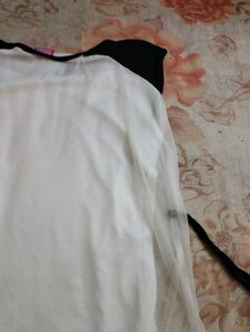 Paris Graphic Top🤍