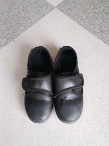 Boys Black Casual Shoes : Size 9