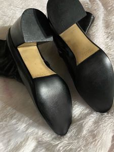 Zara Chic Black Boots