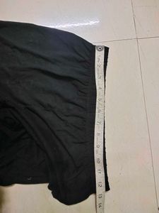 Price Drop ✨Black Capri