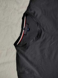 Tommy Hilfiger Tee