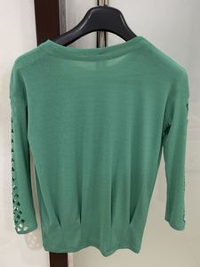 Green Long Sleeve Top
