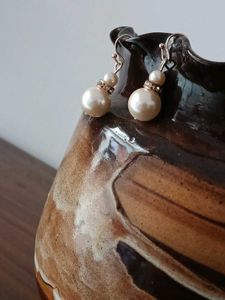Beautiful Pearl Necklace with earrings