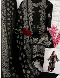 Elegant Unstitched Lawn Suits(It&#39;s Unstitche