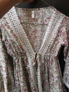 Floral Lace Trim Top