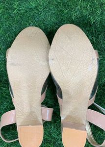Sandal