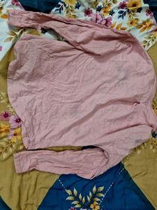 Pink Solid T-shirt,Round Neck And Lomg Sleeves