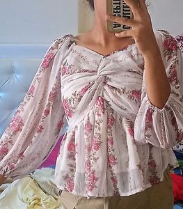 White Front Knot Cottagecore Top & Floral Design