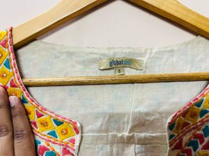 Embroidered Sleeveless Jacket