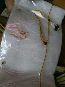 Beautiful New multicolour jewellery set with tika
