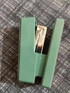 Cute Dinosaur Stapler