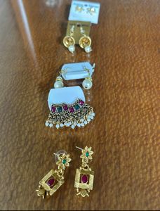 4 Pairs Earrings- Ask Before Buying