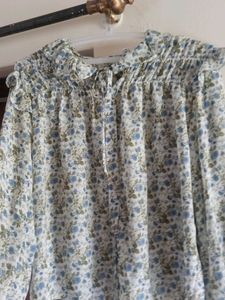 Floral Print Long Sleeve Blouse