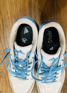 Adidas Sneakers