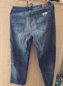 Distressed Jeans