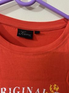 Kryptic women tee size M