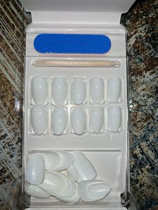 White Press On Nails