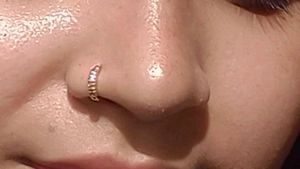 Dimond Nose Pin