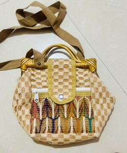 🌸 Ethnic Hand Purse – Only ₹150! 🌸