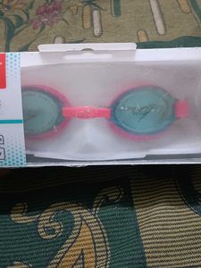 Junior Swimming Goggles – Speedo Brand