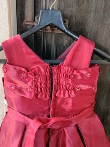 Elegant Red Party Dress